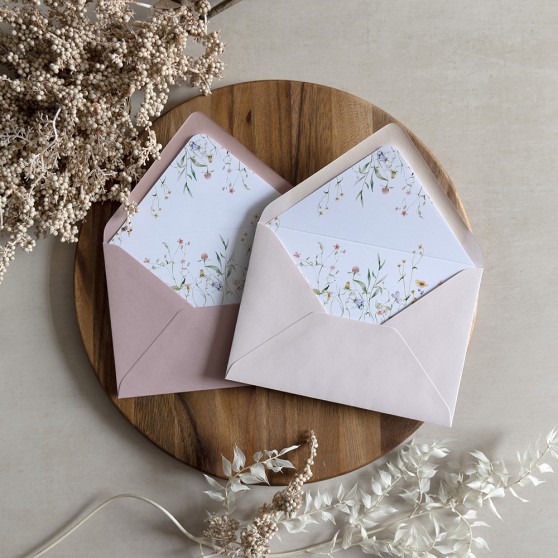 'Vintage Botanical' Printed Envelope Liner with Envelope